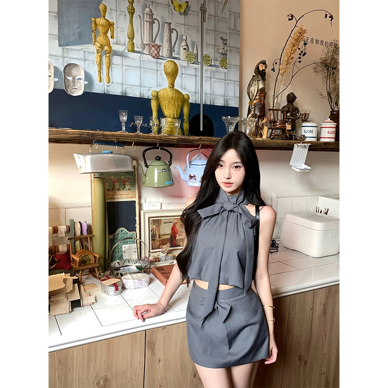 2025夏季新款时尚洋气高级感蝴蝶结无袖背心上衣女高腰百搭半身裙