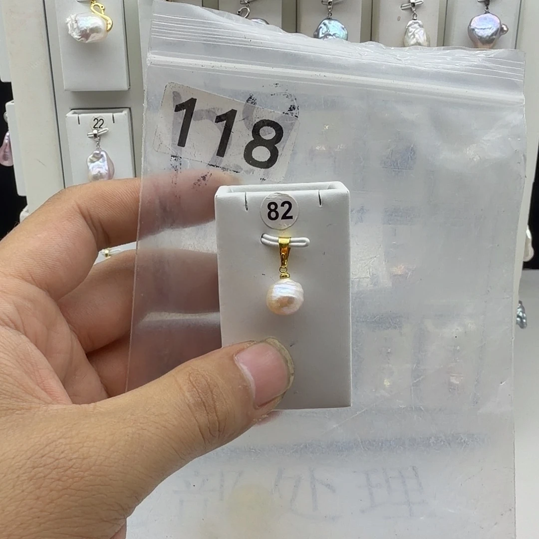 合金淡水珍珠颈饰