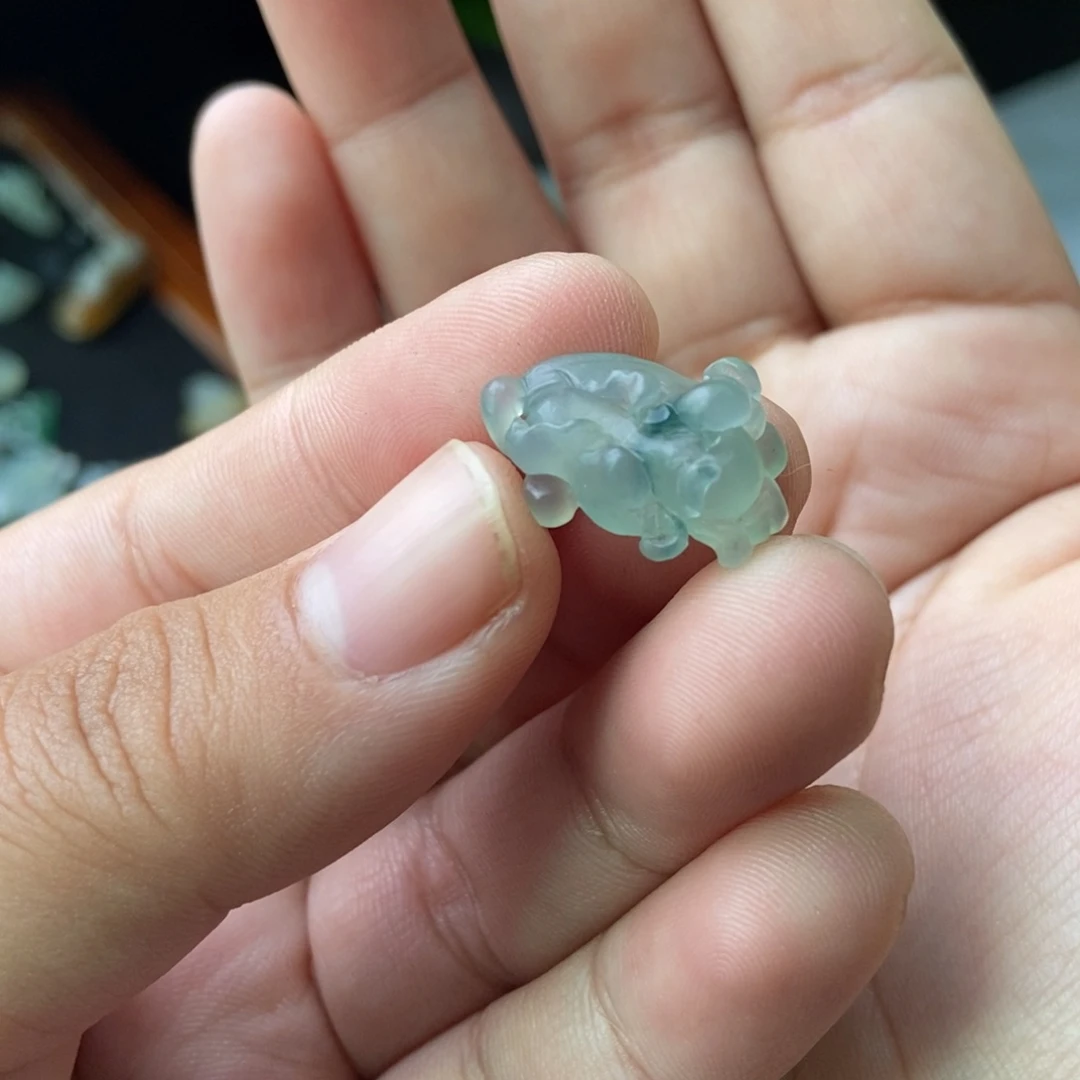 定制翡翠未镶嵌白菜
