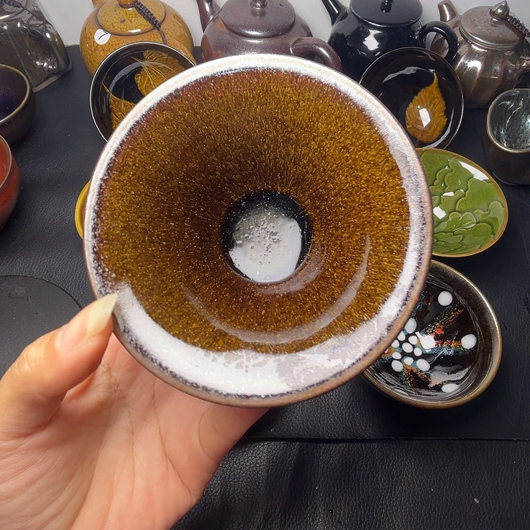 茶盏你在那里上班呀现在