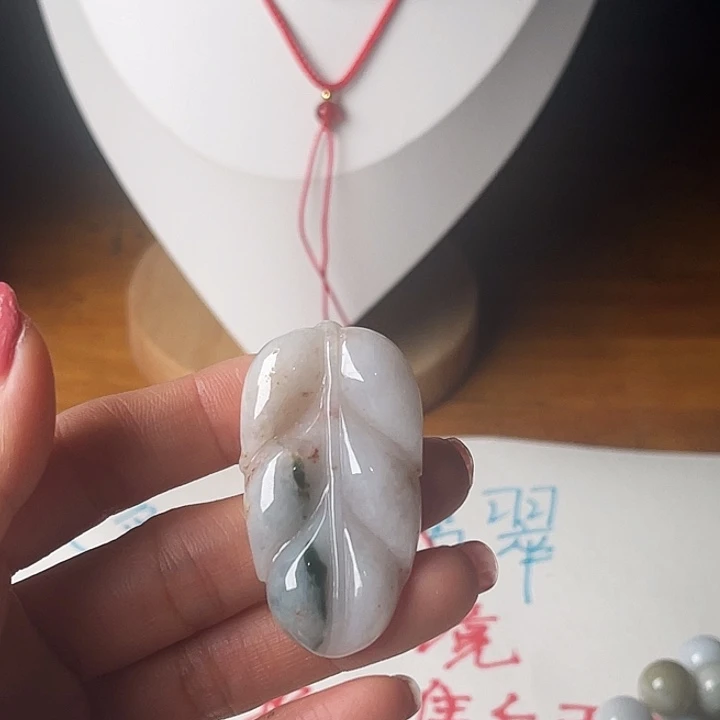 翡翠未镶嵌颈饰天然翡翠玉