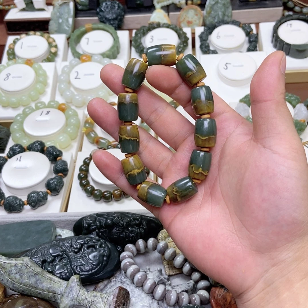 和田玉吊坠未镶嵌L*X