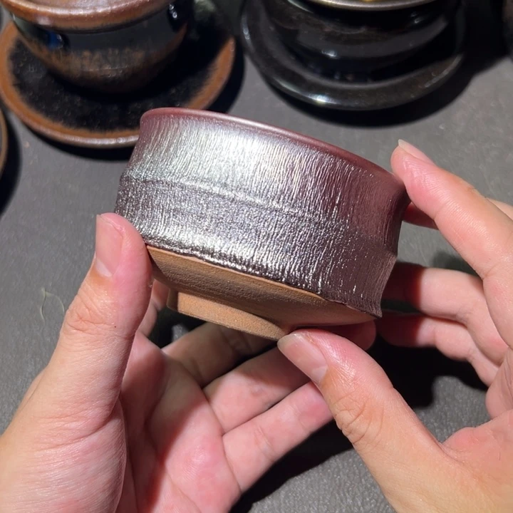 茶盏我在开会你忙什么啊