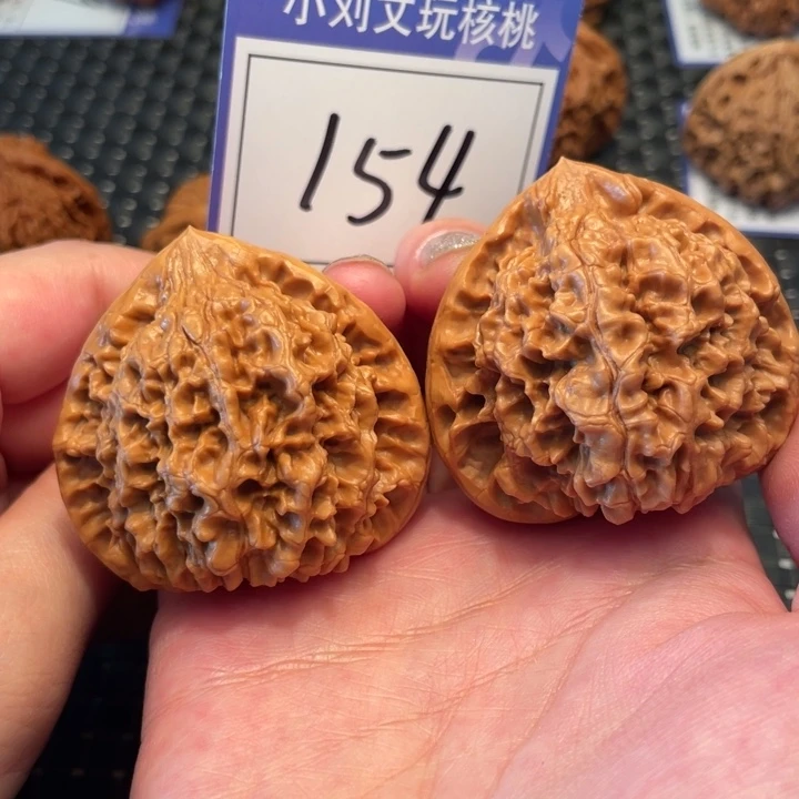 桃核把件48官帽154。。。