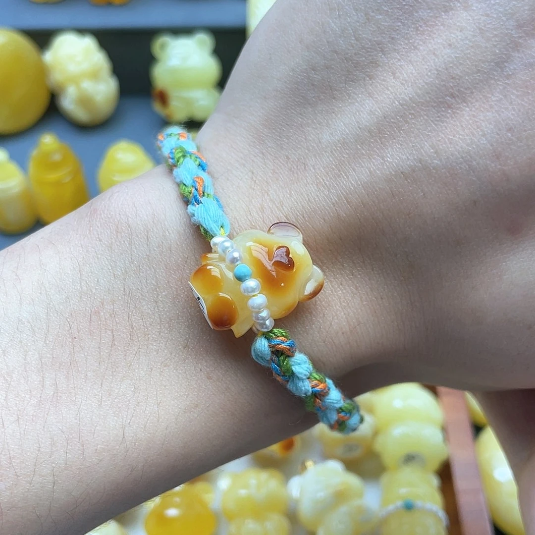 琥珀裸石未镶嵌蜜蜡