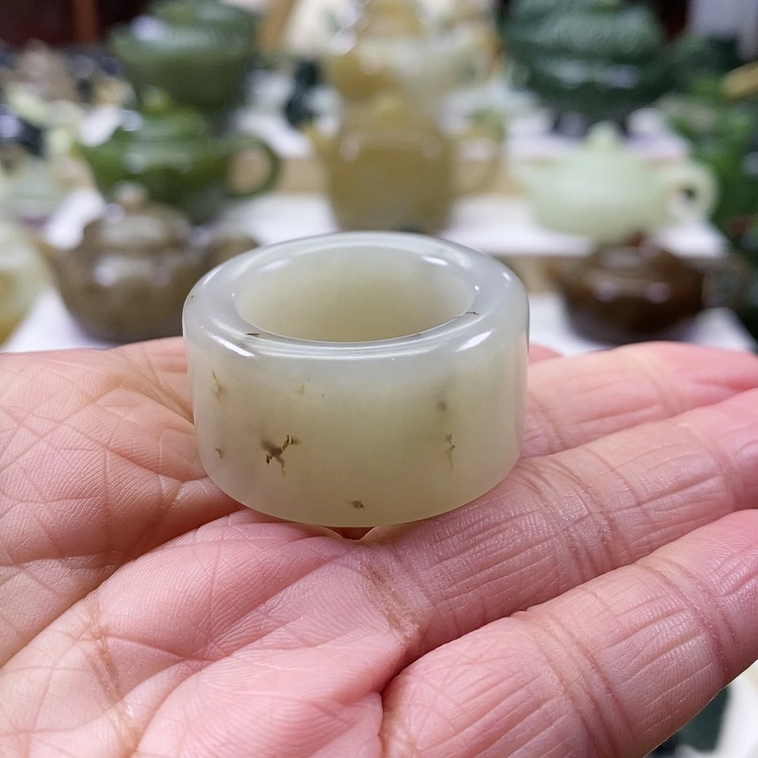 和田玉扳指未镶嵌