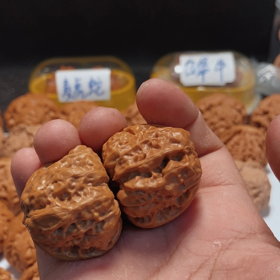 文玩核桃把件是***！娃娃