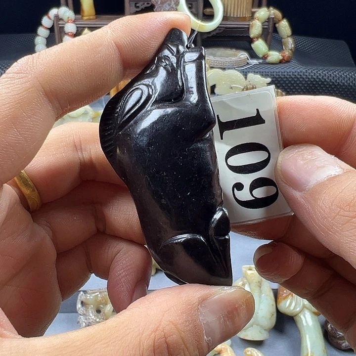 和田玉未镶嵌挂件