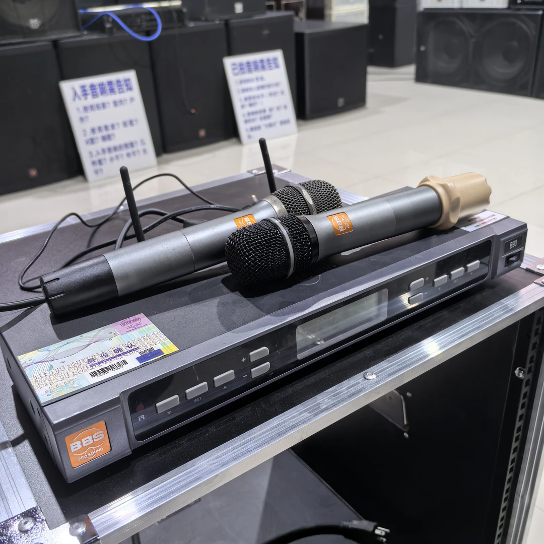 8新  BBSB90二手话筒一对 换过咪头 不包邮