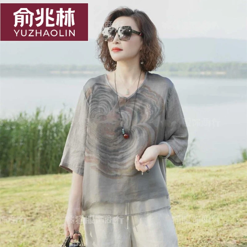 俞兆林妈妈夏季新款苎麻恤文艺花朵印花五分袖上衣宽松复古舒适