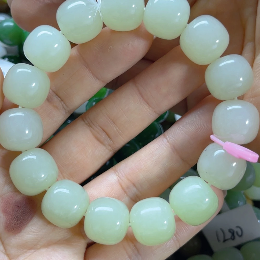 手链未镶嵌和田玉