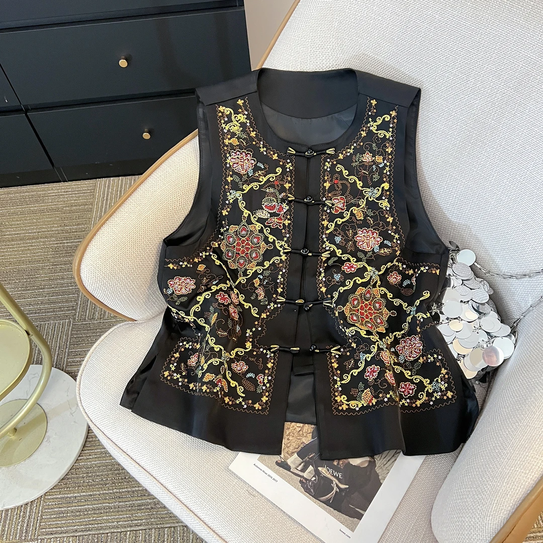 新中式国风重工刺绣马甲女2025春夏新款复古气质马夹背心