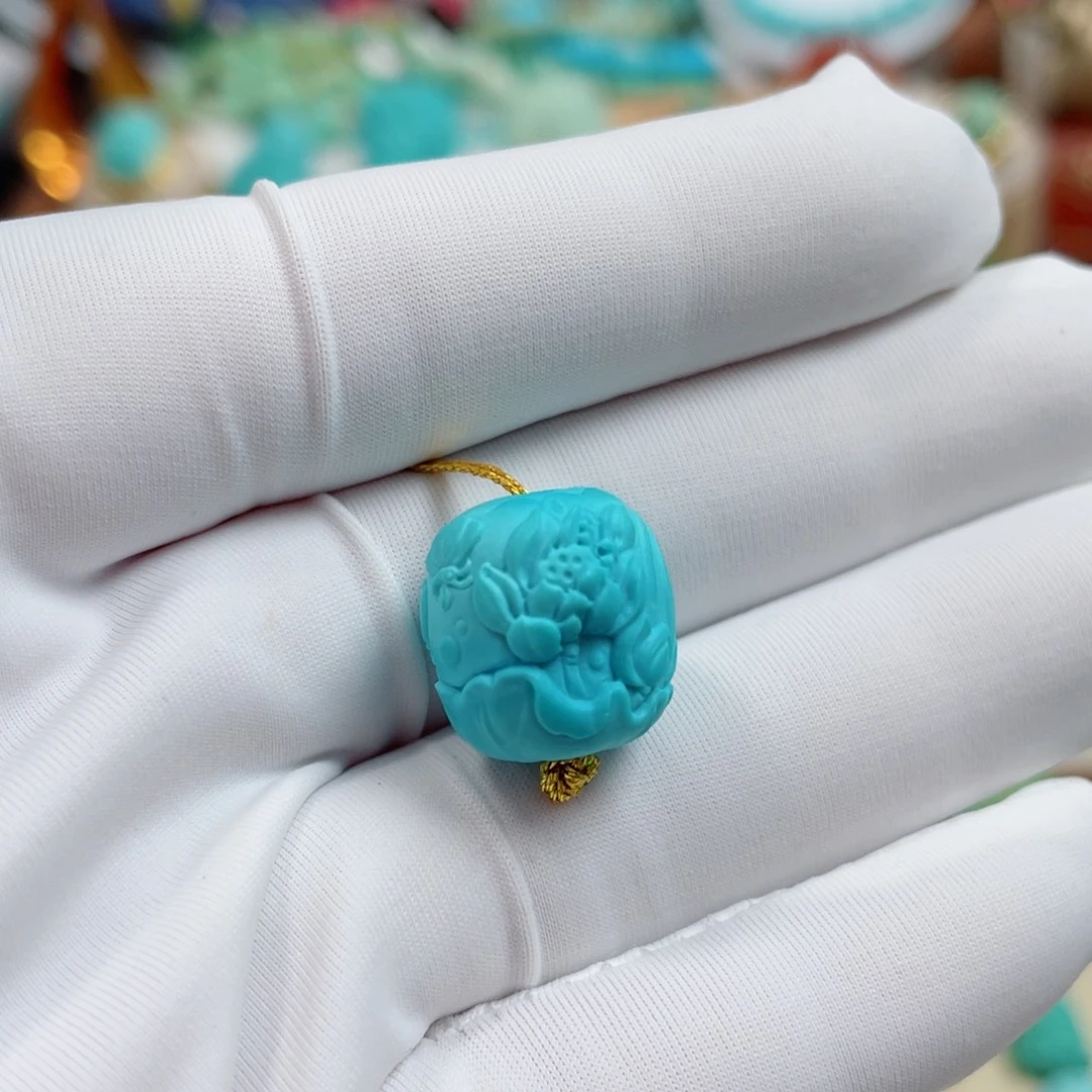 绿松石未镶嵌珠宝奇石