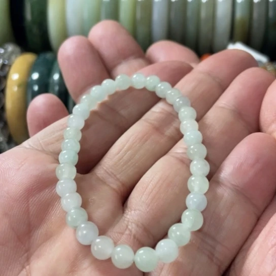 翡翠未镶嵌手串卡5.9