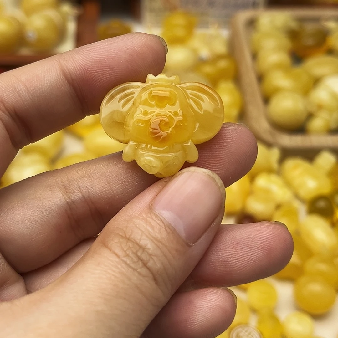 蜜蜡未镶嵌裸石配饰