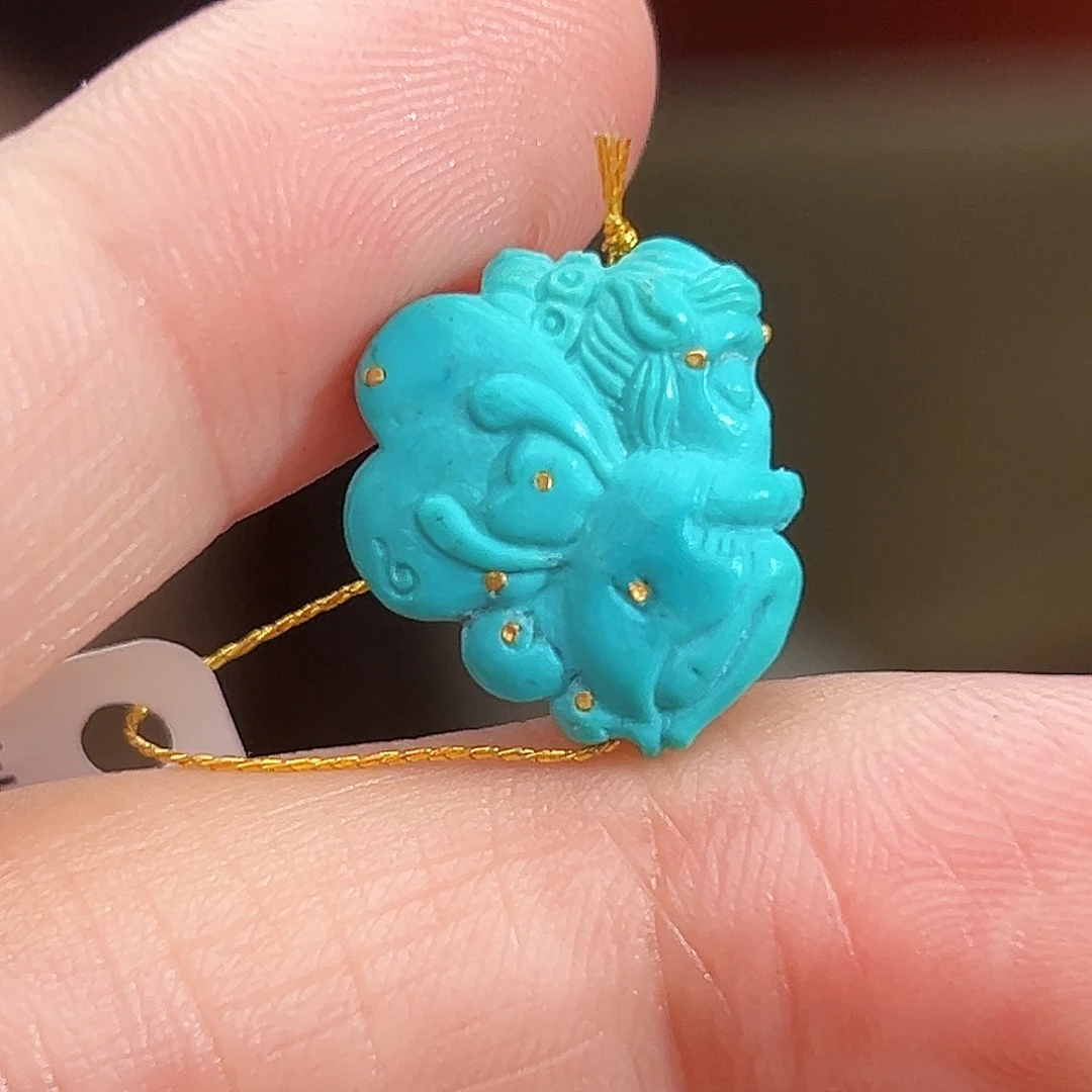 绿松石未镶嵌珠宝奇石