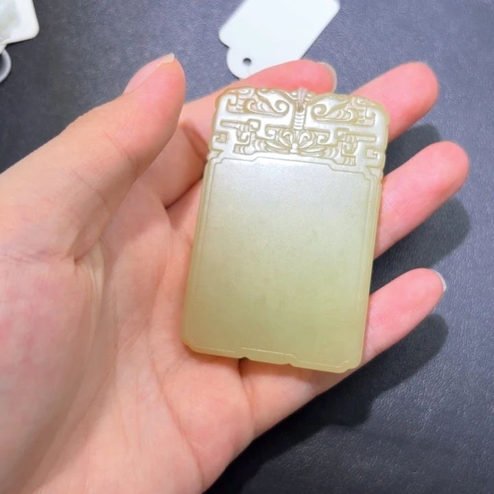 $***$和田玉未镶嵌吊坠(不含链)