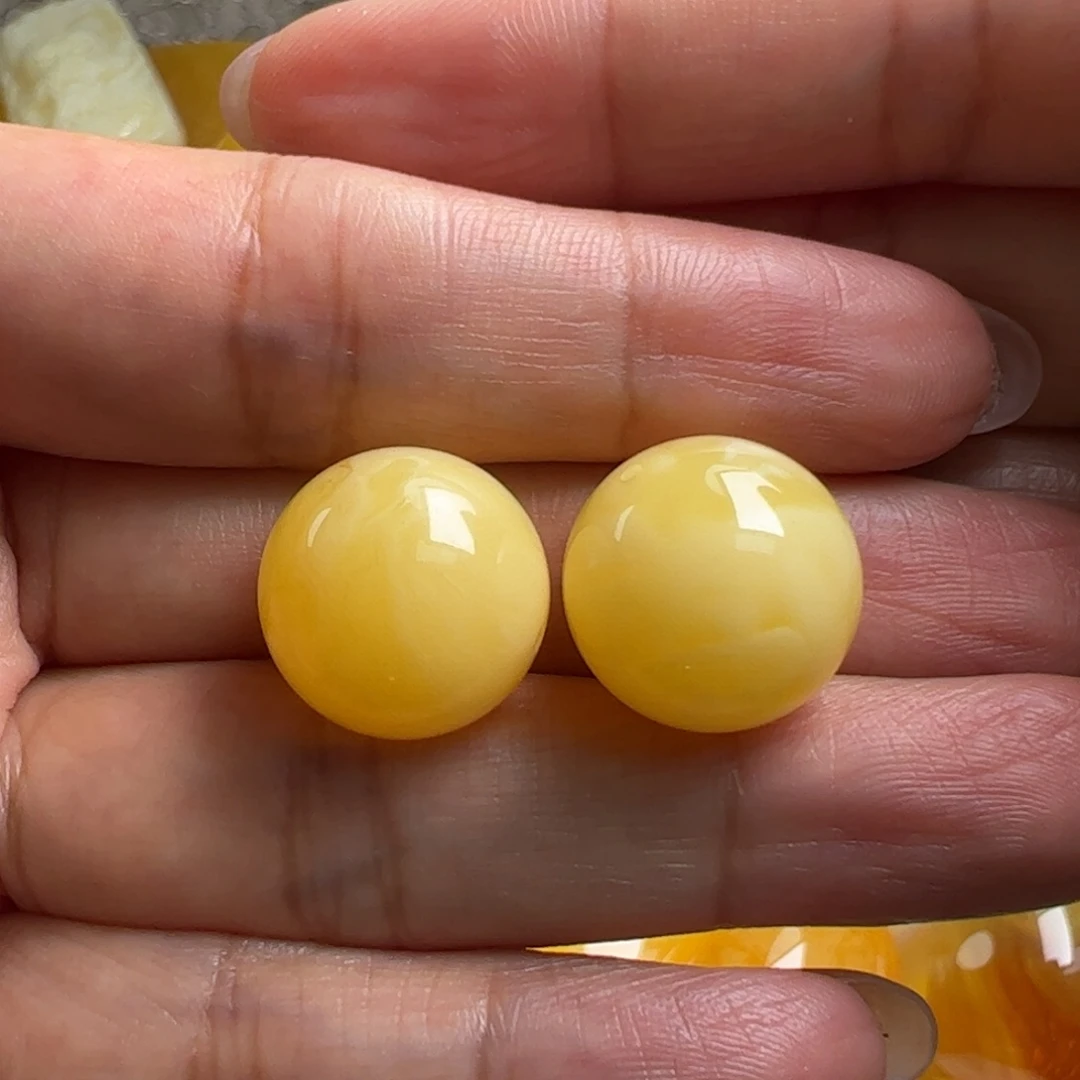 未镶嵌吊坠(不含链)蜜蜡无烤色无优化无补胶无煮蜜无辐照