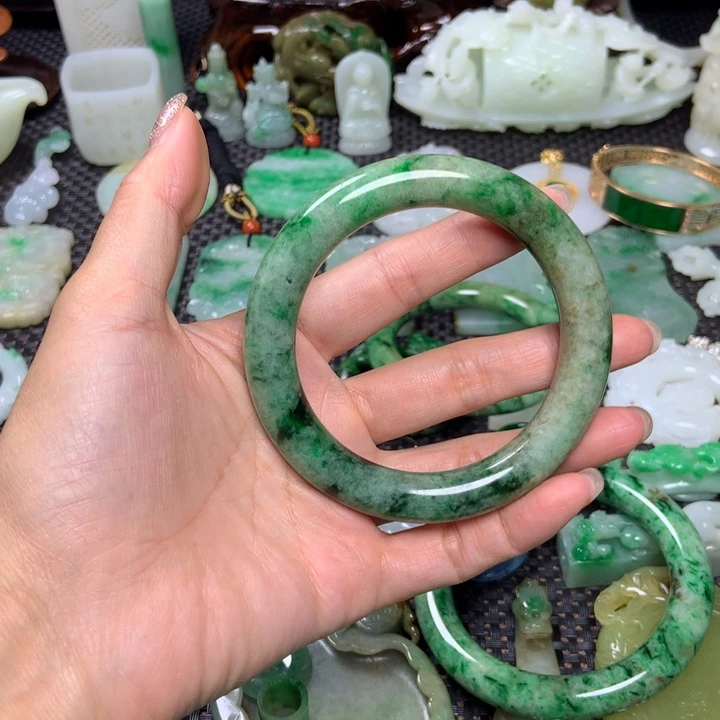 大***金翡翠未镶嵌挂件清