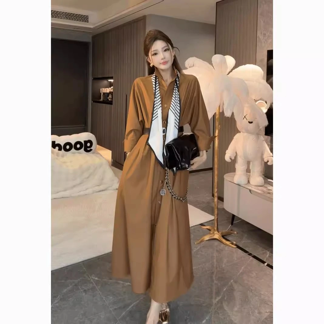 大码法式赫本风单排扣收腰连衣裙女秋季胖mm风衣裙别致超好看裙子