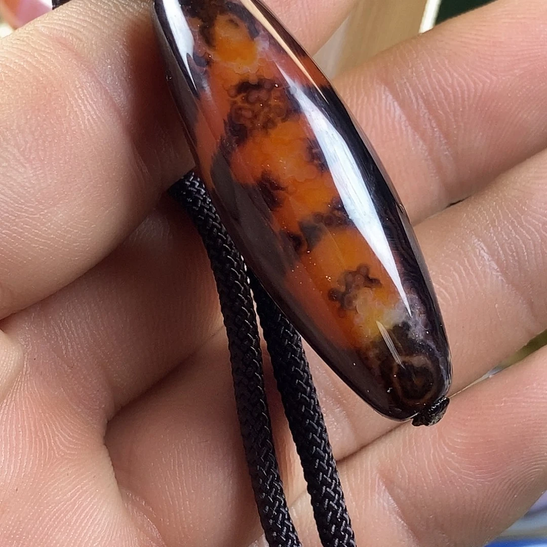 未镶嵌颈饰玛瑙/玉髓荣**福