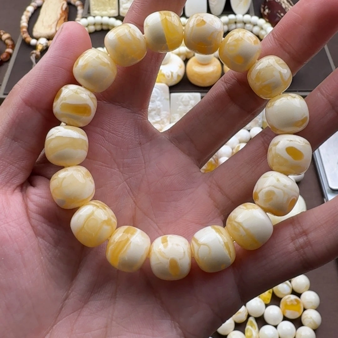 未镶嵌琥珀裸石蜜蜡