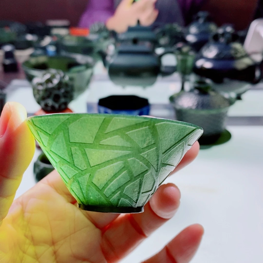 未镶嵌和田玉（青玉）摆件