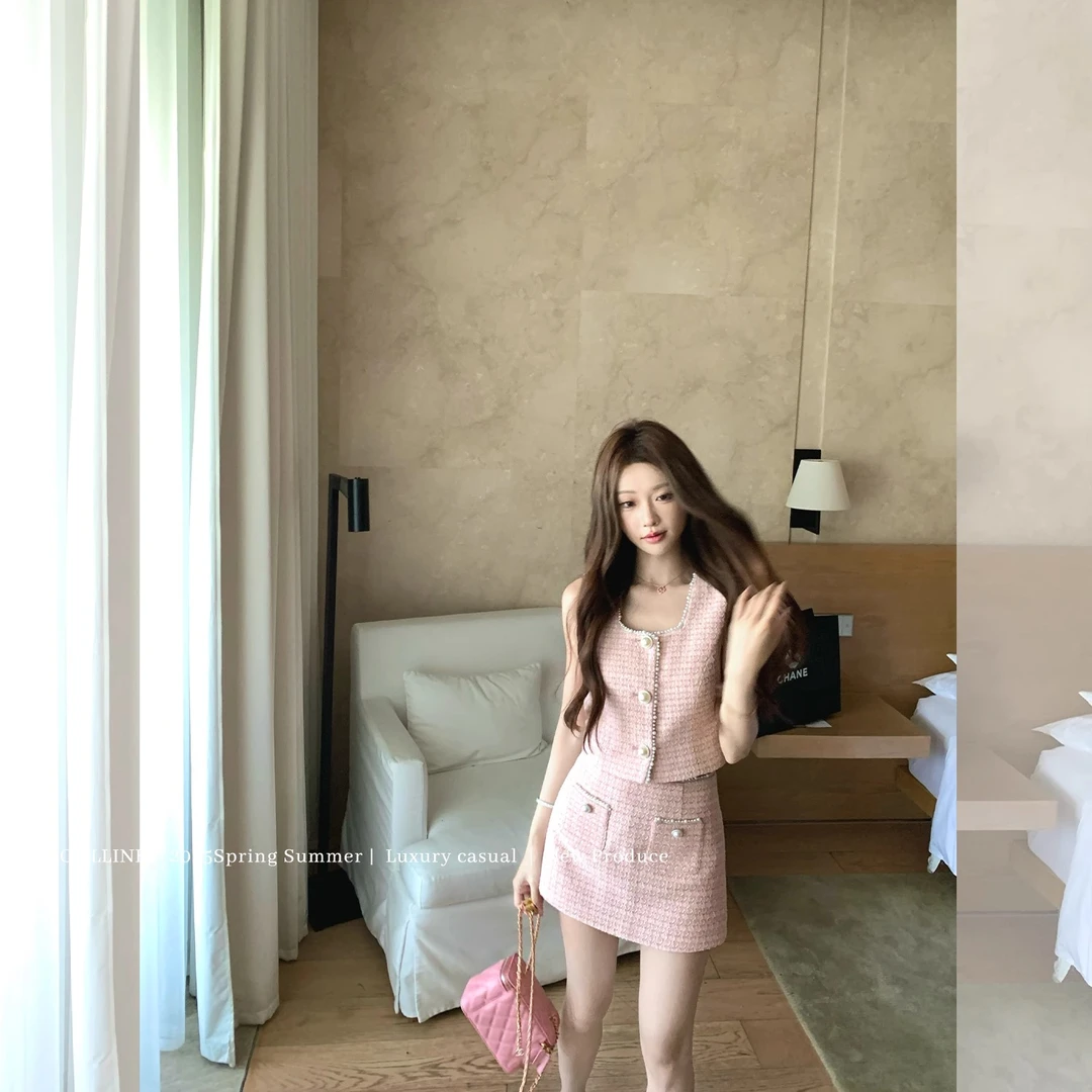 【香氛马卡龙】富家千金风粉色小香风套装设计感背心上衣短裙两件套