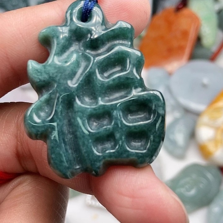 未镶嵌挂件翡翠翡翠