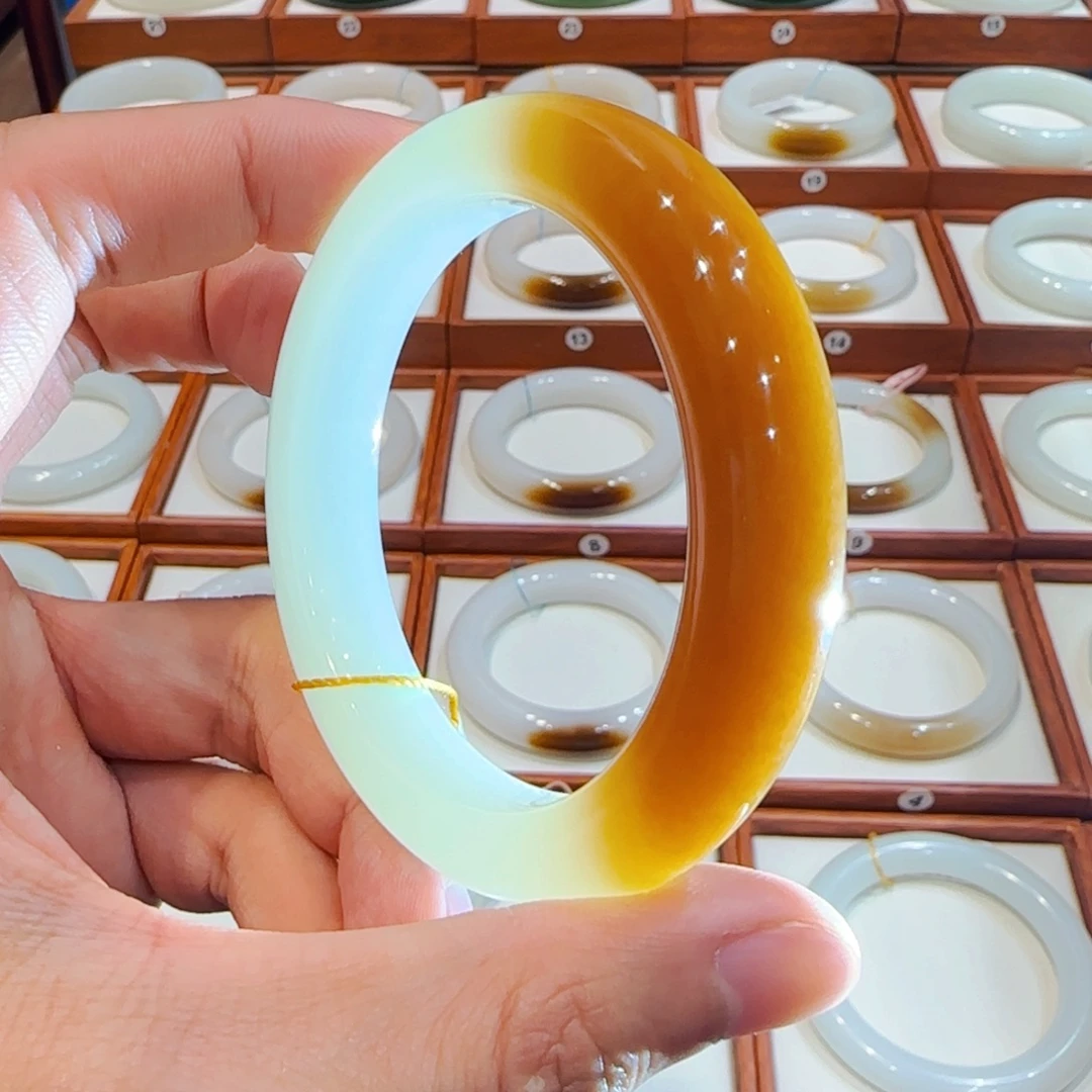 和田玉未镶嵌手镯且末老红糖半山水55 56