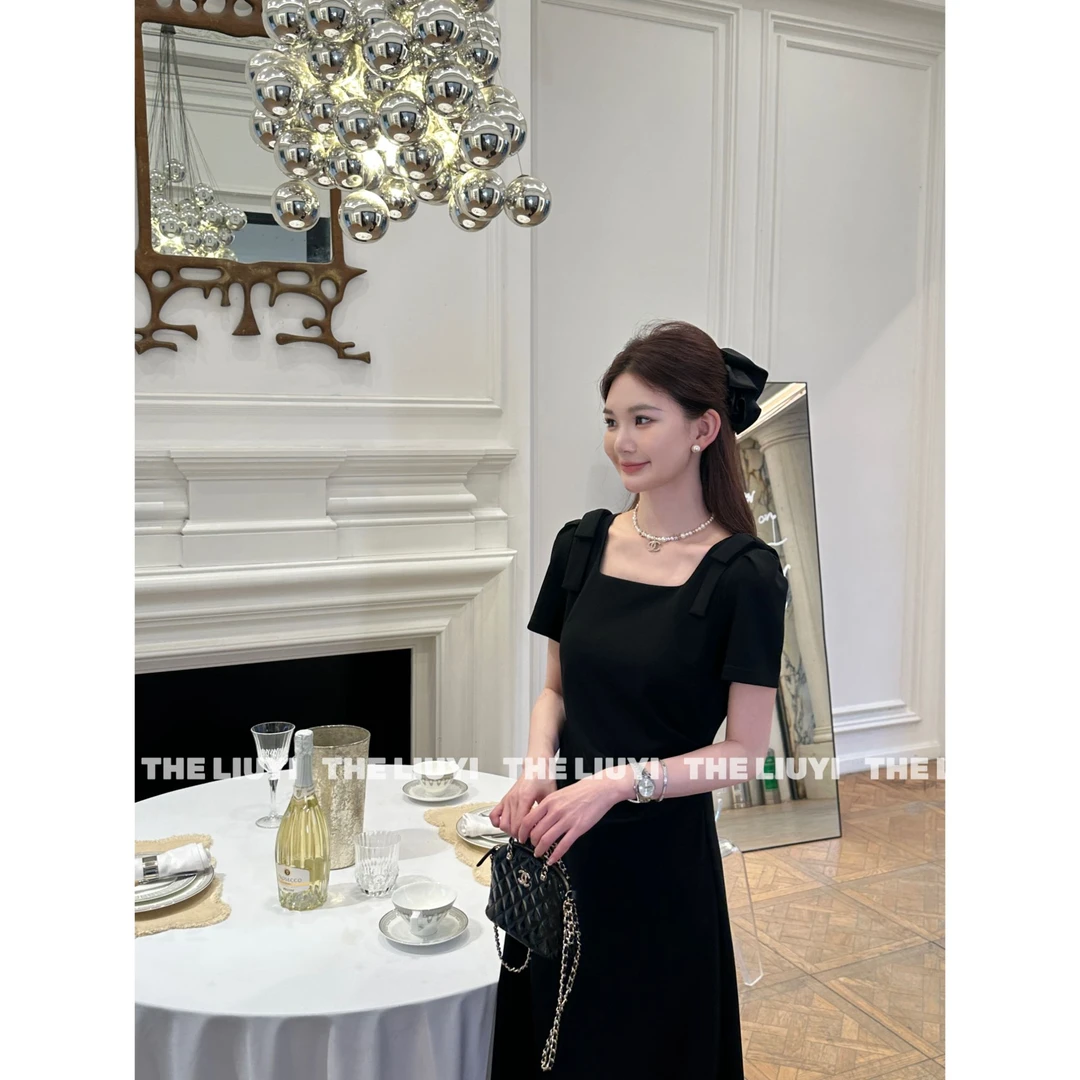 【LIUYI】赫本裙~夏季气质方领收腰显瘦连衣裙560214