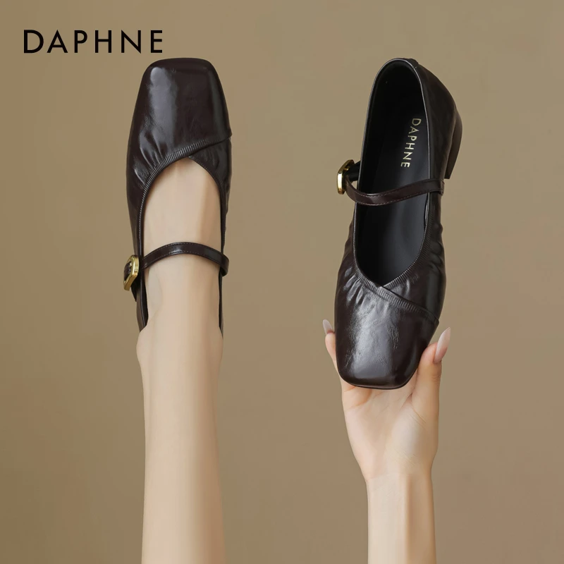 达芙妮2025秋季玛丽珍女鞋时尚百搭法式复古方头配裙子浅口单鞋子