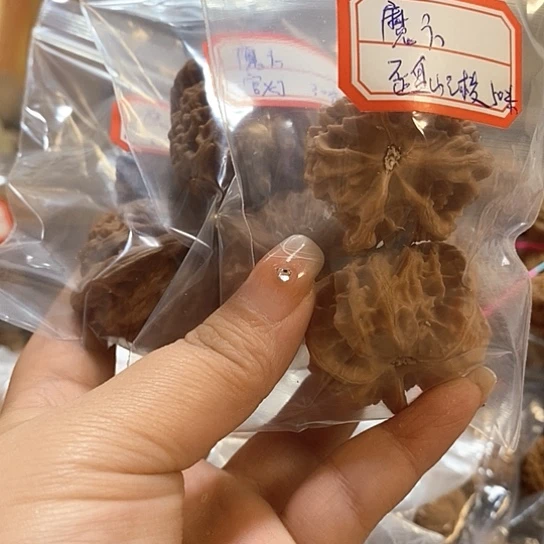 文玩核桃吊坠魔*3对核桃