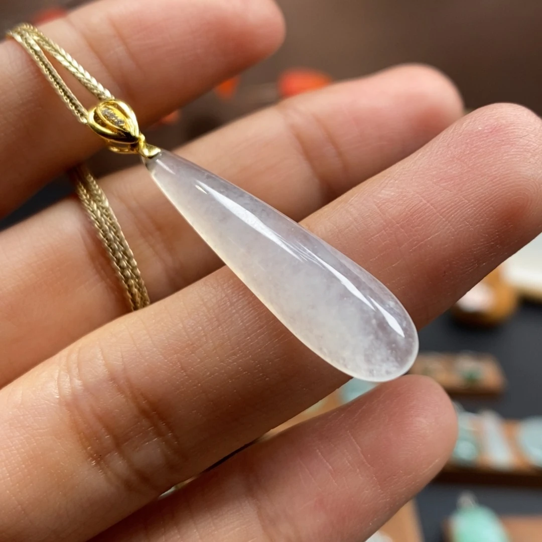 【闪购商品】颈饰18K金镶嵌翡翠33