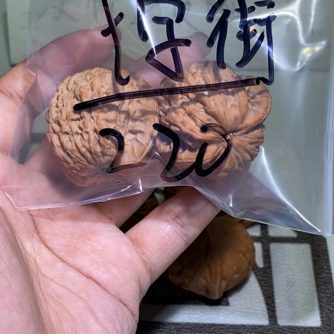 十***街手串/手链核桃血麒麟39