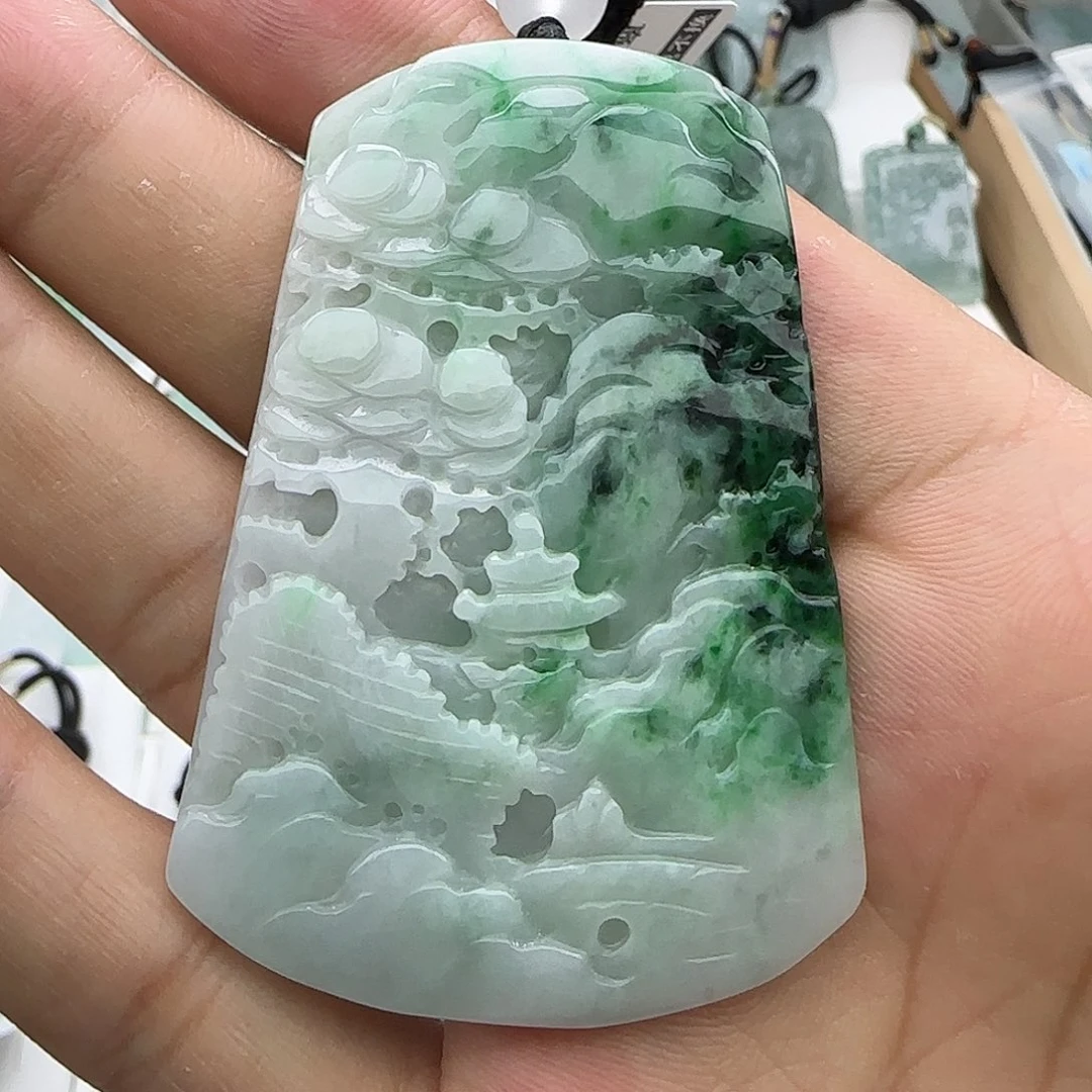 翡翠未镶嵌颈饰翡翠