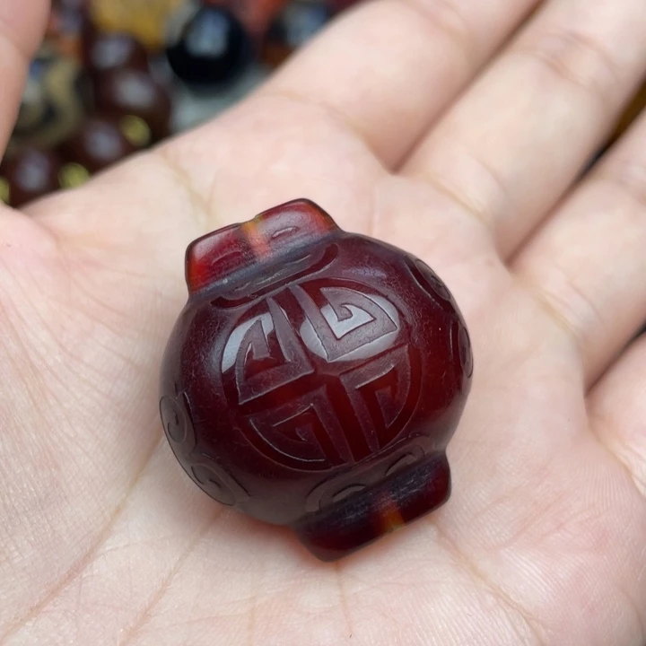 玄***真玛瑙/玉髓颈饰未镶嵌