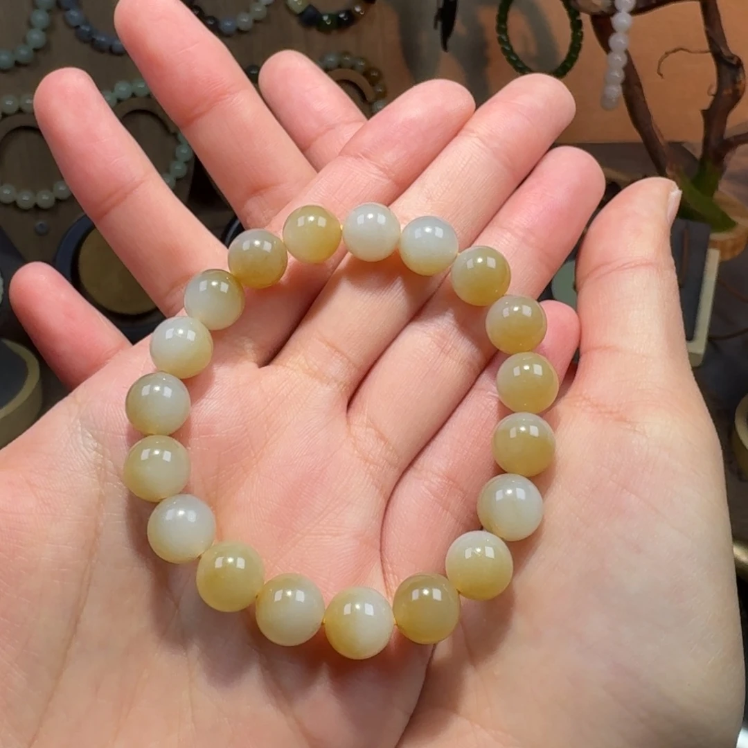 和田玉未镶嵌颈饰卡10且末糖白