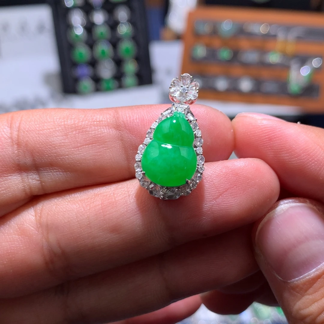 翡翠18K金镶嵌吊坠(不含链)