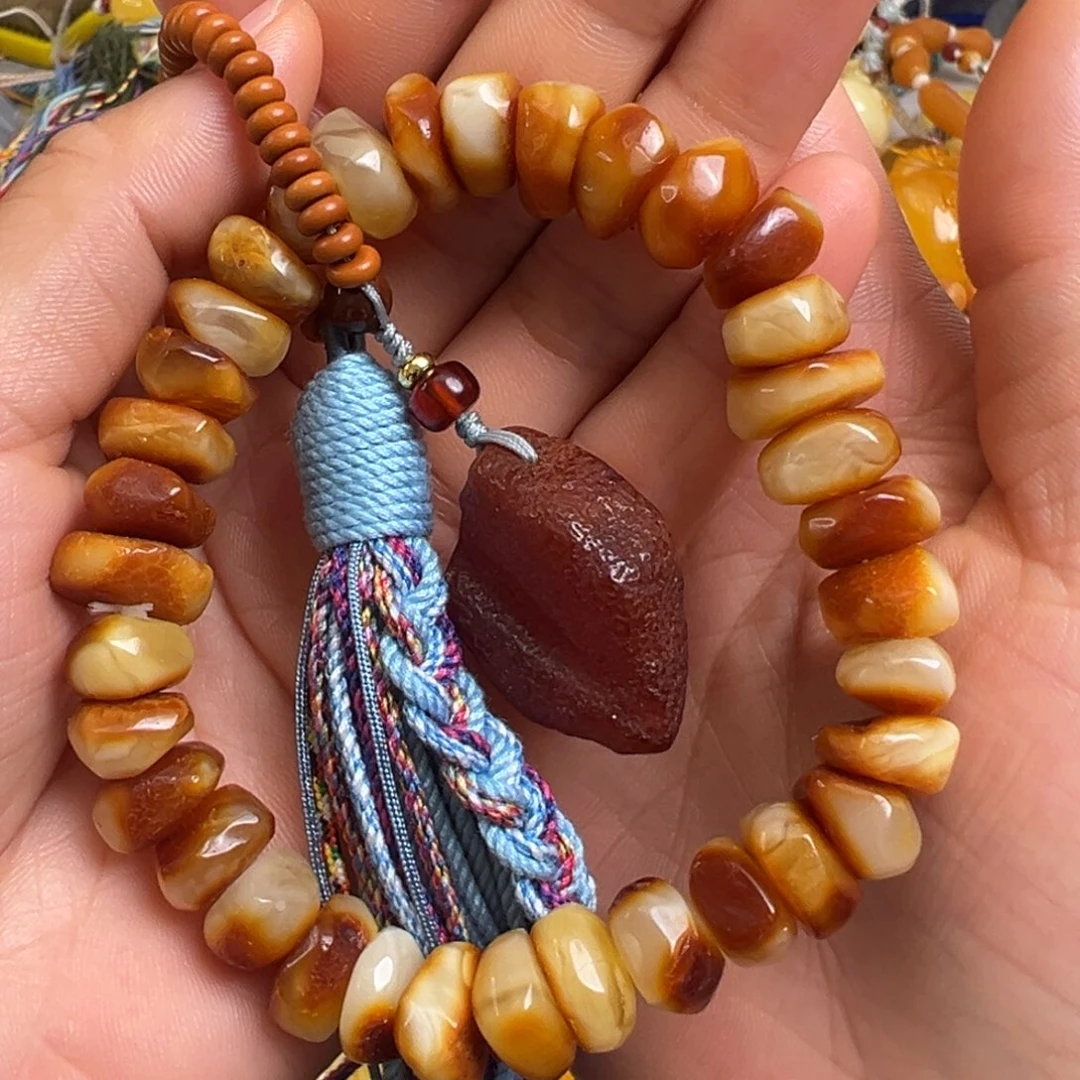 未镶嵌蜜蜡裸石蜜蜡