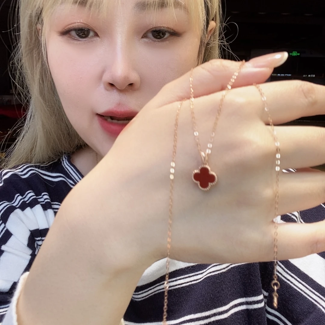 玛瑙/玉髓18K金镶嵌项链红k枚