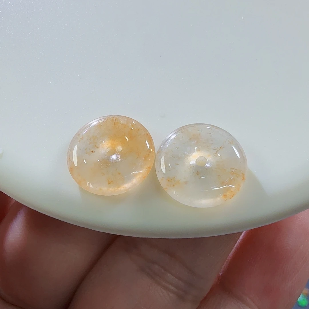 翡翠未镶嵌颈饰裸石