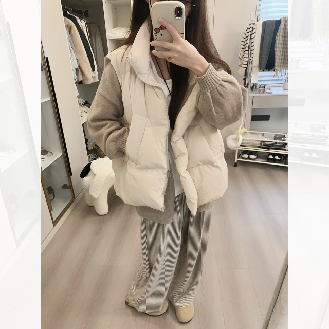 豪华羽绒服女式新款秋冬羽绒服背心，等待冬天的温暖与时尚！