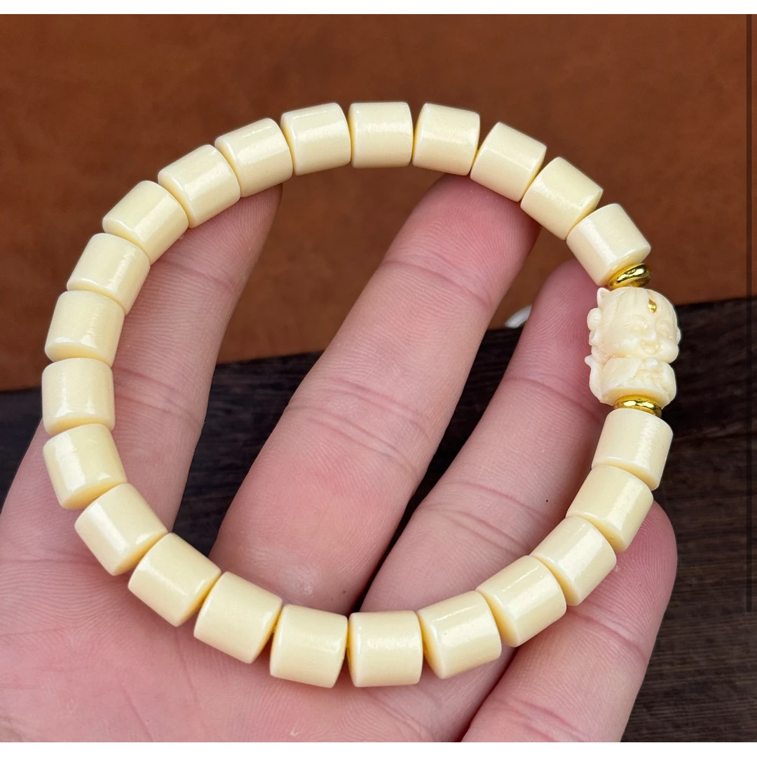 象牙果九尾狐手串（无礼盒）H83