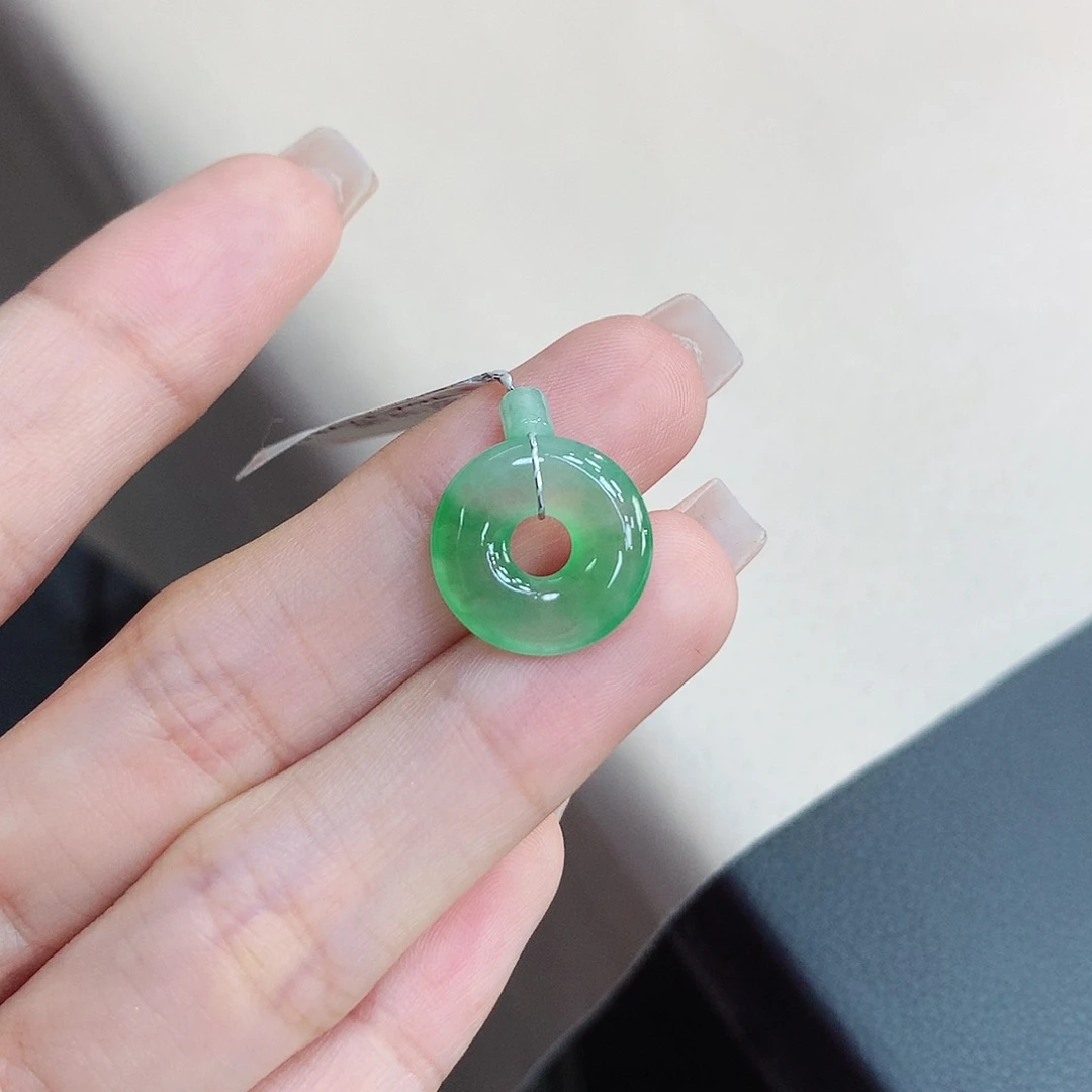 未镶嵌戒指翡翠甜甜圈