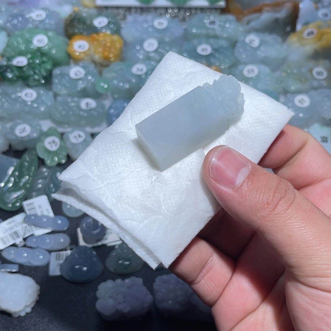 定制翡翠未镶嵌天然