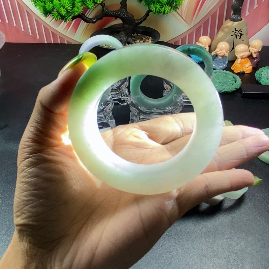 定制翡翠翡翠手镯未镶嵌