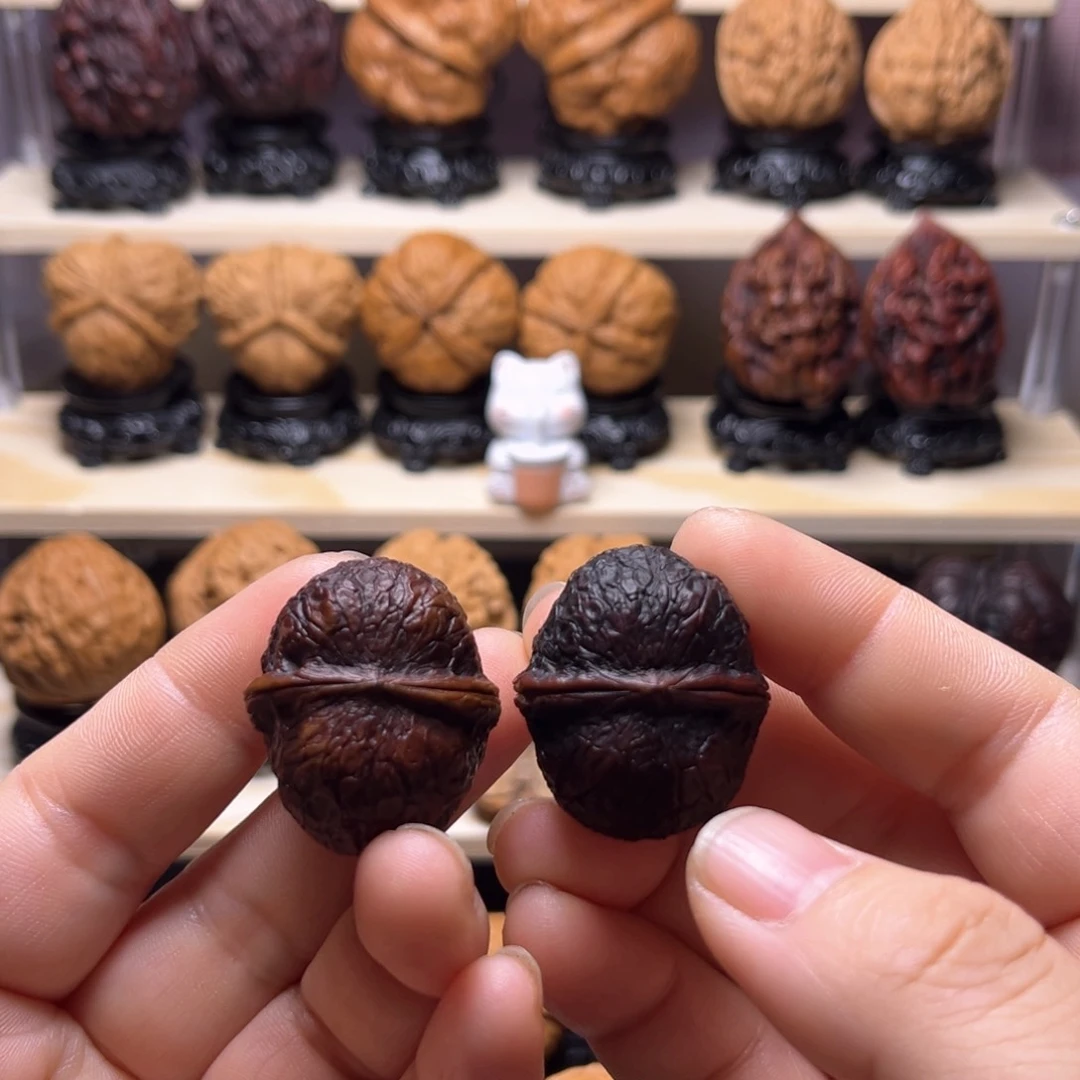 文玩核桃吊坠38w小黑球32尺