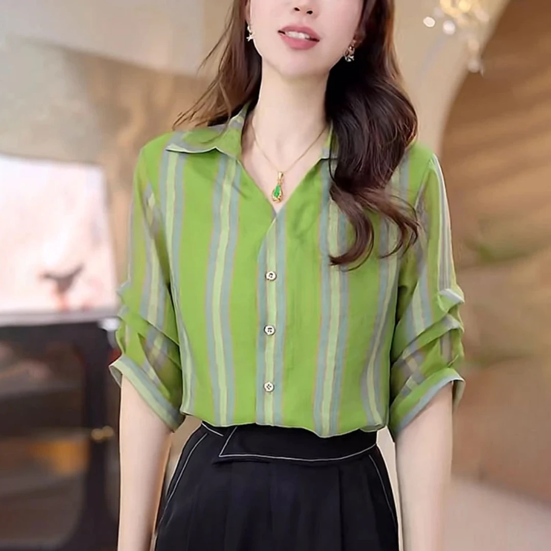 2025透气薄款夏季春季宽松中袖衬衫衬衫气质洋气上衣中袖小衫小众