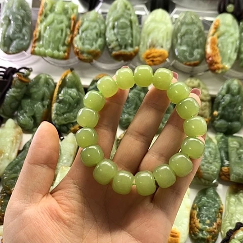 和田玉未镶嵌手链
